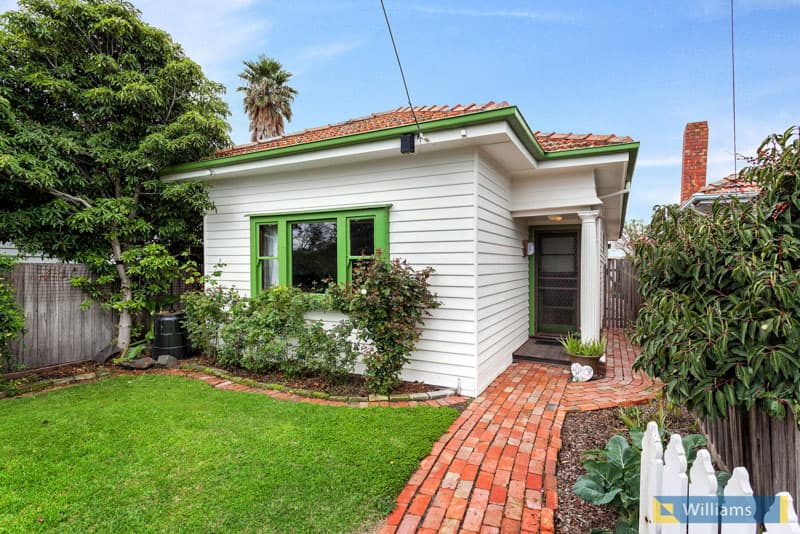 12 Richard Street, Williamstown - Image 1