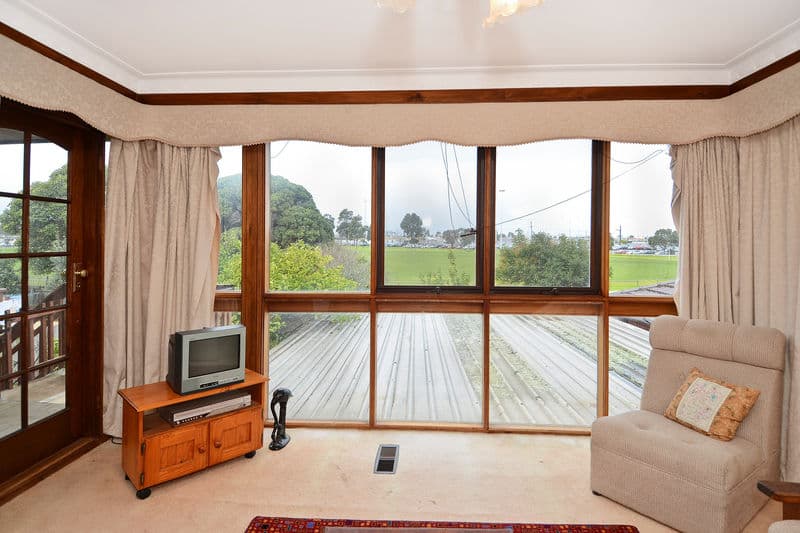 12 Mirls Street, Newport - Thumbnail 2