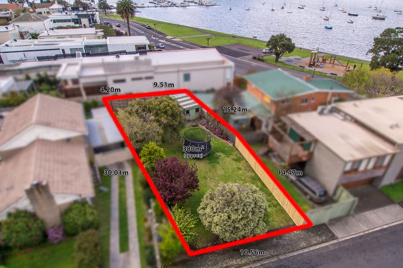 2 Clark Street, Williamstown - Thumbnail 4