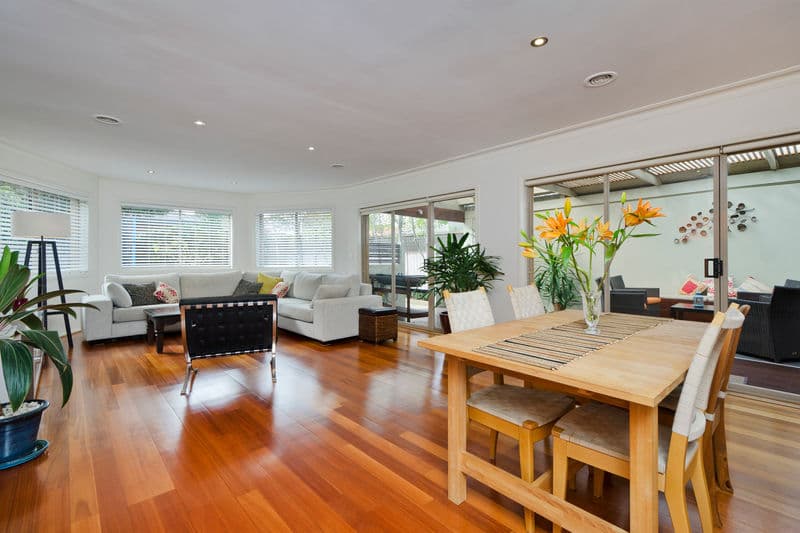 10 Burbidge Drive, Williamstown - Thumbnail 2