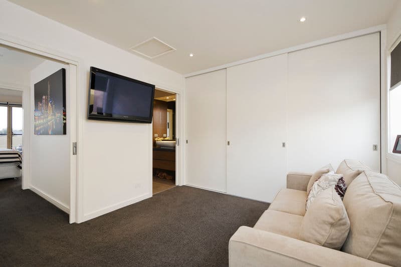 2/11-19 Ferguson Street, Williamstown - Thumbnail 8