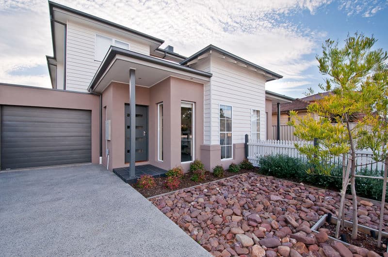 69 Charlotte Street, Newport - Image 1