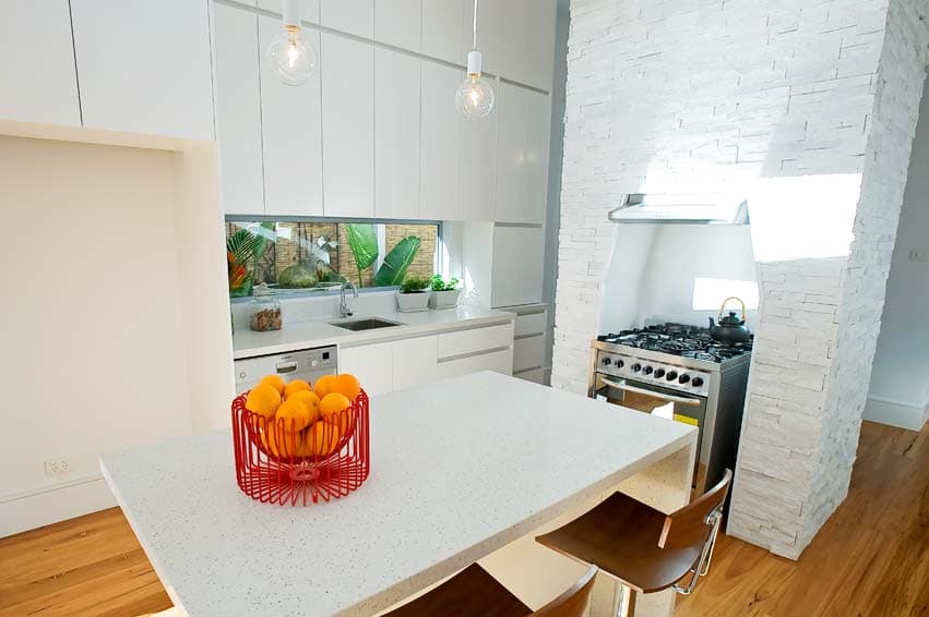 142 North Road, Newport - Thumbnail 2