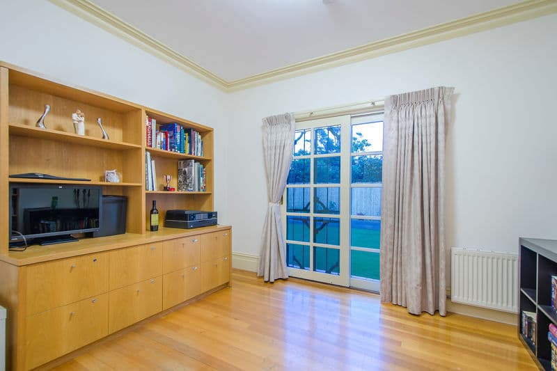 20 Russell Place, Williamstown - Thumbnail 8