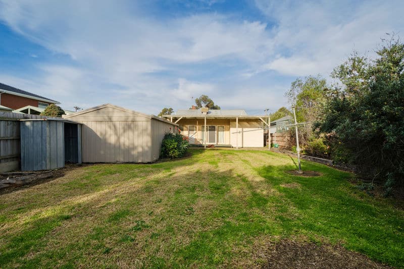 35 Laurie Street, Newport - Thumbnail 6