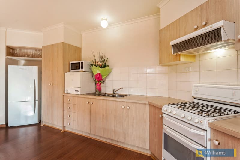 2/2 Rosshire Road, Newport - Thumbnail 4