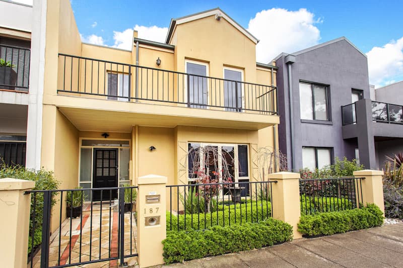 187 John Liston Drive, Newport - Image 1