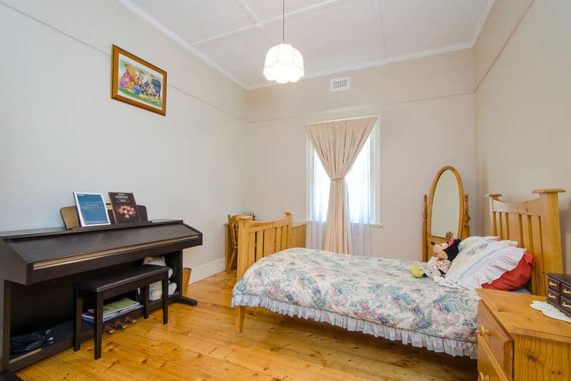 46 Railway Place, Williamstown - Thumbnail 3
