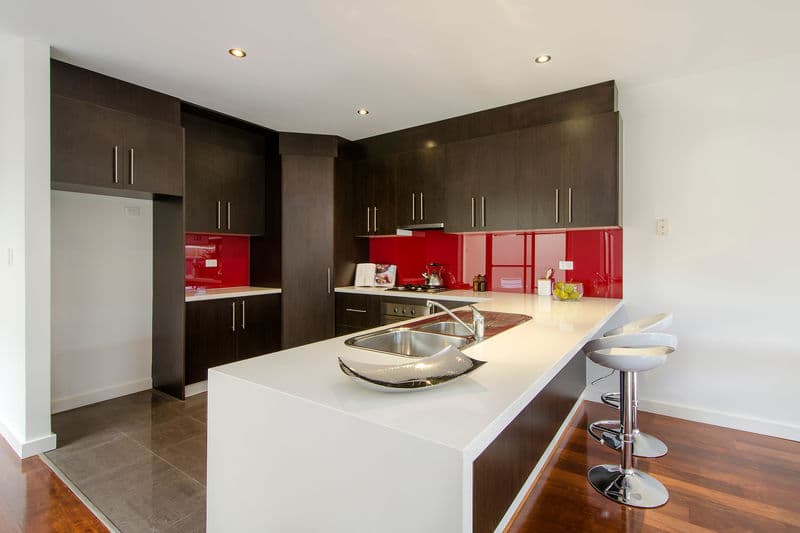 211 Woods Street, Newport - Thumbnail 4