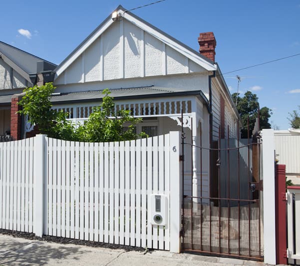 6 Waltham Road, Newport - Image 1