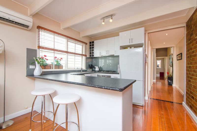 8 Crawford Street, Newport - Thumbnail 6