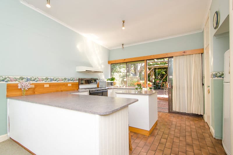 47 Oakbank Street, NEWPORT VIC, Newport - Thumbnail 6
