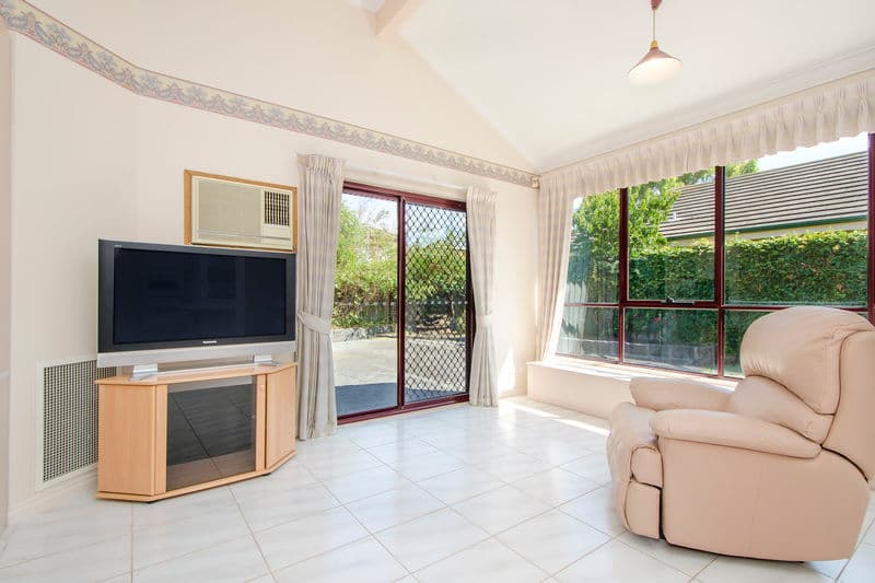 49 Rifle Range Drive, Williamstown - Thumbnail 4