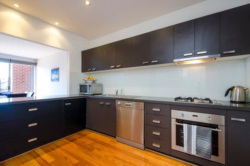 8 Guerin Place, Williamstown - Thumbnail 4