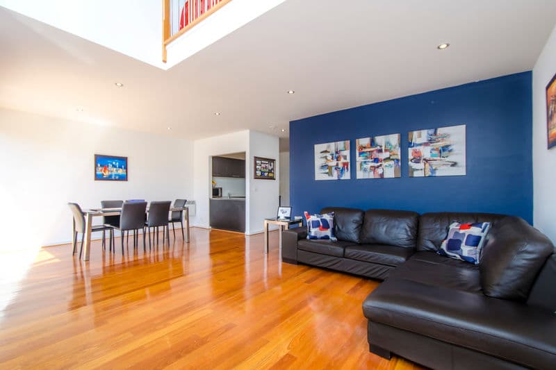 8 Guerin Place, Williamstown - Thumbnail 2