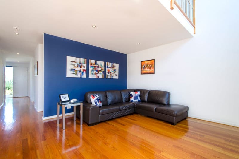 8 Guerin Place, Williamstown - Image 1