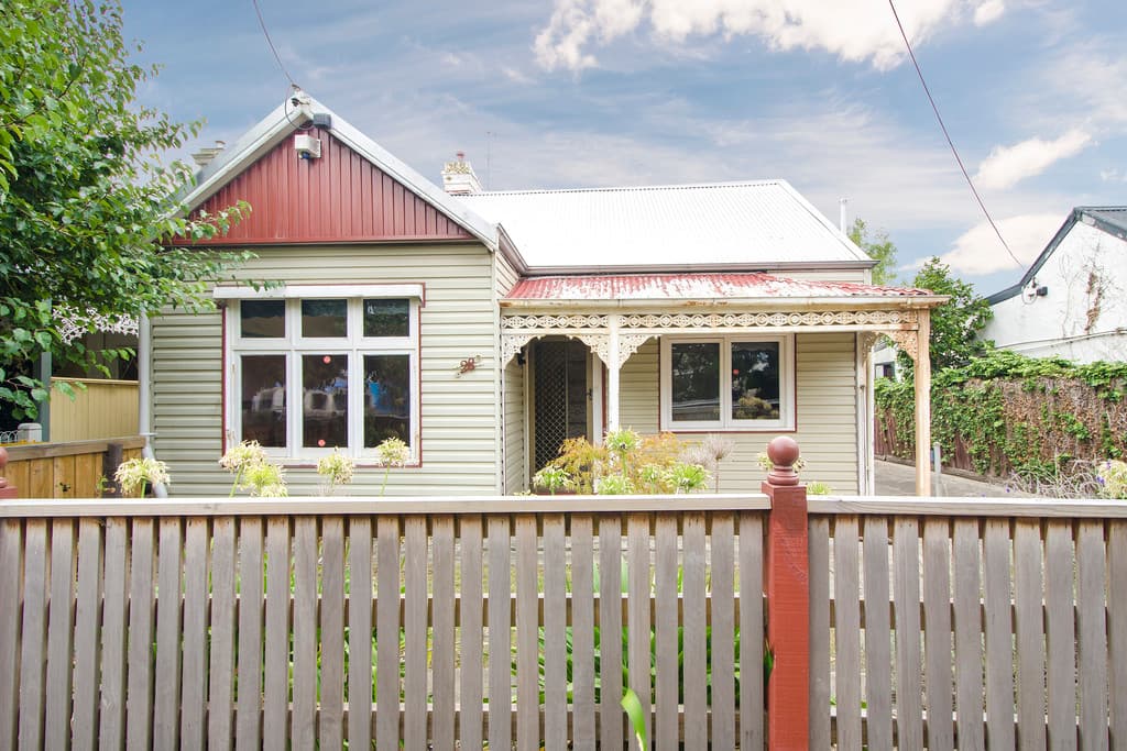 28 Railway Place, Williamstown - Thumbnail 2