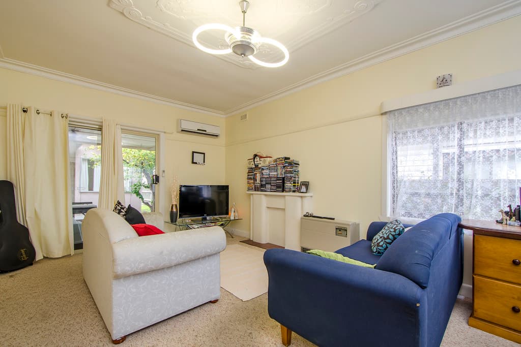 175 Blackshaws Road, Newport - Thumbnail 2