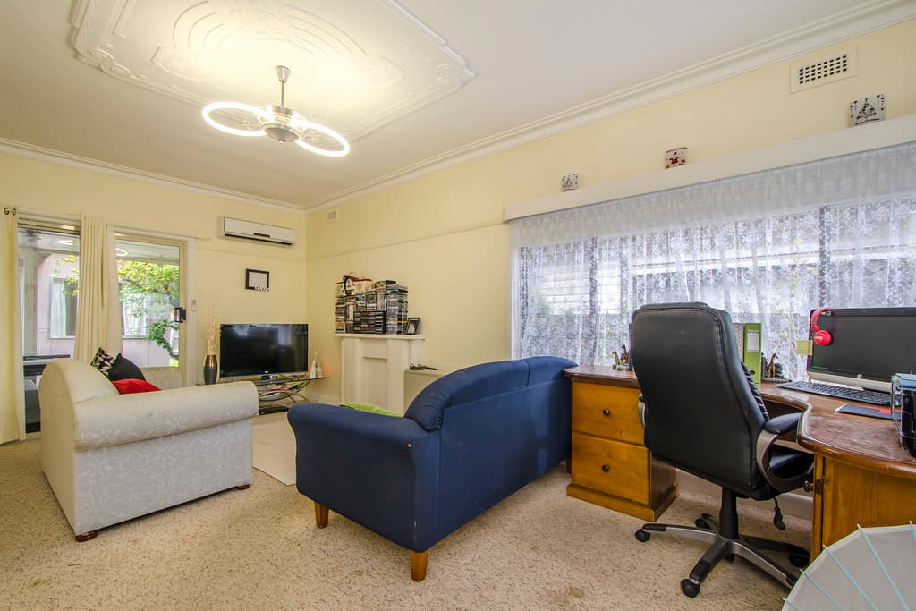 175 Blackshaws Road, Newport - Thumbnail 5