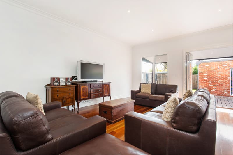 14 Courtis Street, Williamstown - Thumbnail 2