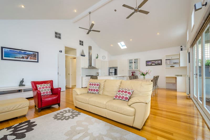 4 Douch Street, Williamstown - Thumbnail 2