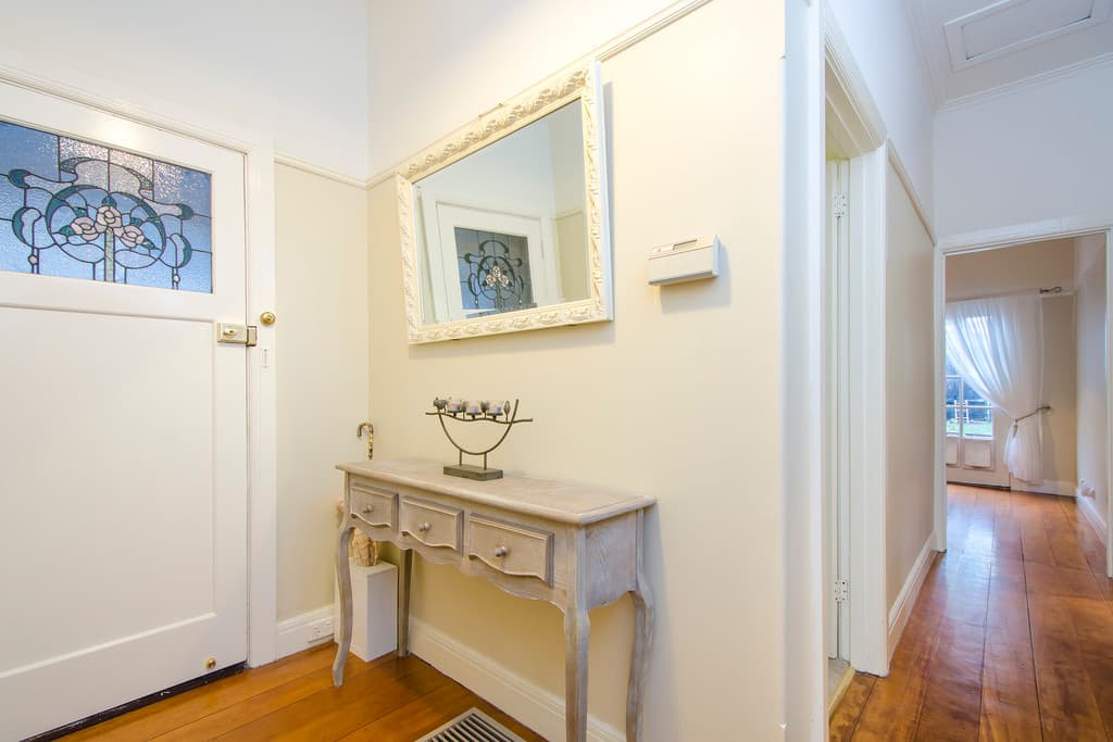 13 River Street, Newport - Thumbnail 3