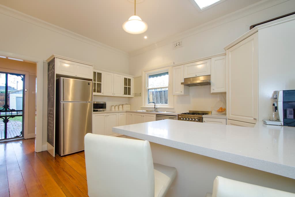 13 River Street, Newport - Thumbnail 8