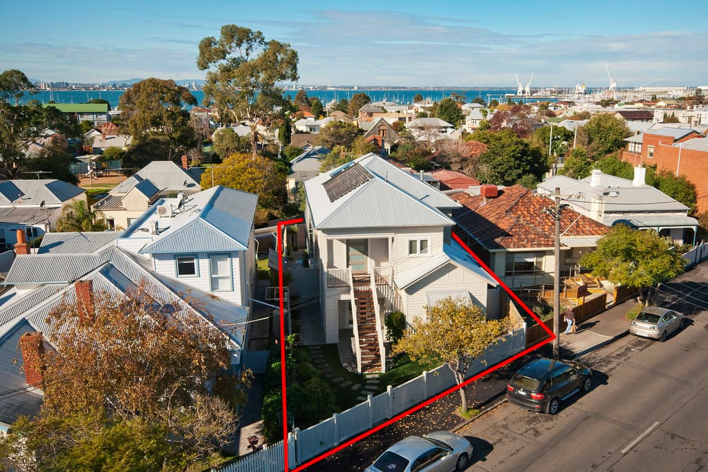 130 Douglas Parade, Williamstown - Thumbnail 5