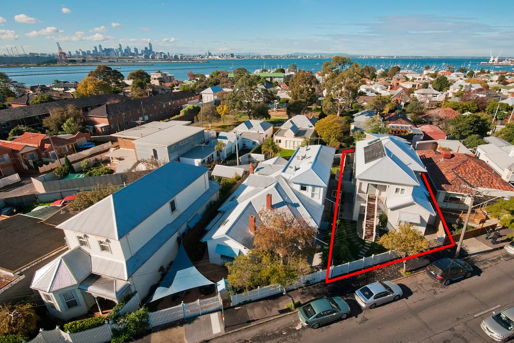 130 Douglas Parade, Williamstown - Thumbnail 6