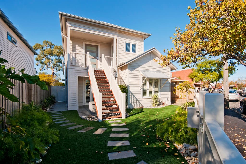 130 Douglas Parade, Williamstown - Thumbnail 4