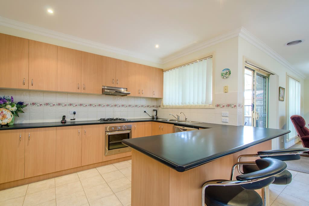 2/3 Huxtable Avenue, Altona North - Thumbnail 8