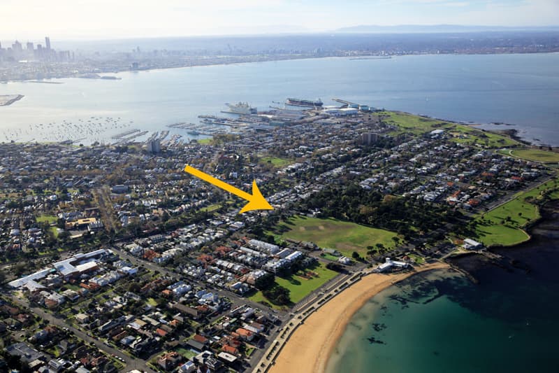122 Osborne Street, Williamstown - Thumbnail 2