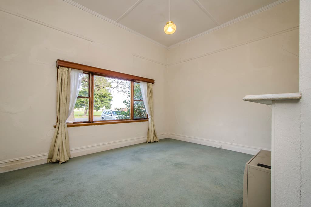 122 Osborne Street, Williamstown - Thumbnail 6