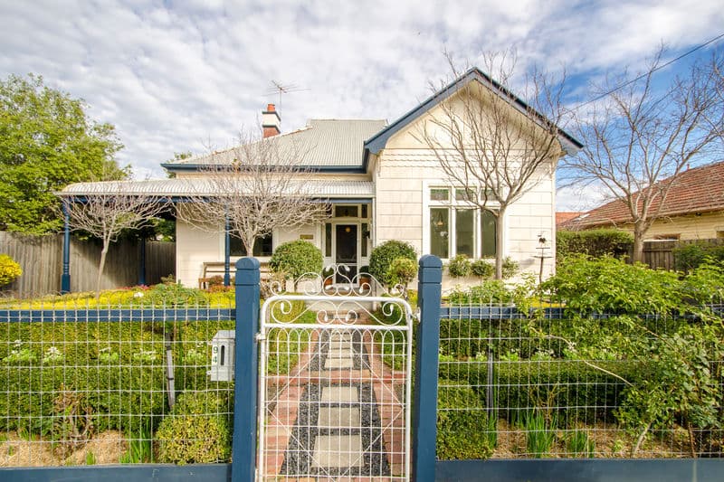 94 Railway Crescent, Williamstown - Image 1