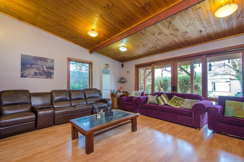 11 Latrobe Street, Newport - Thumbnail 2