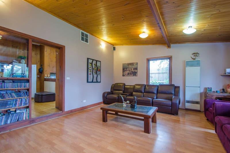 11 Latrobe Street, Newport - Thumbnail 3