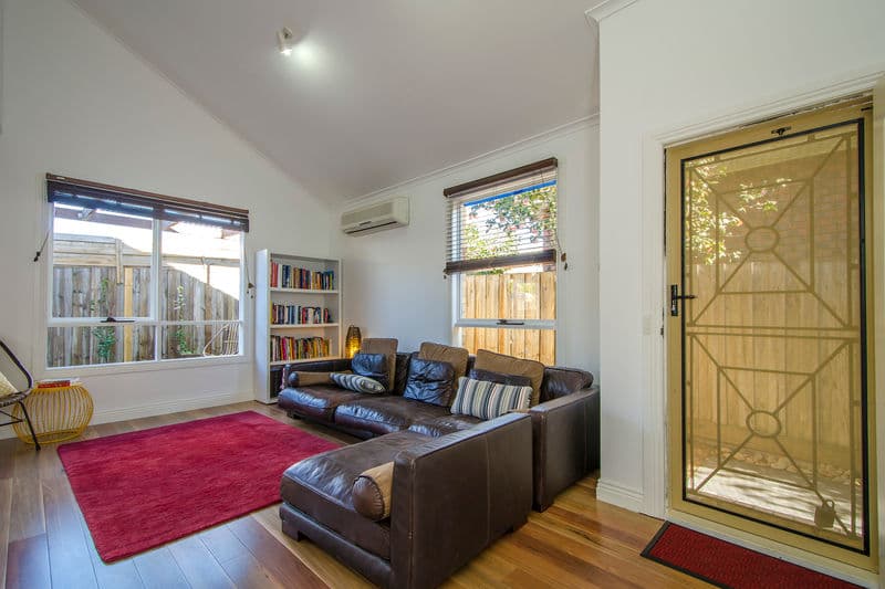 23 Thomas Street, Williamstown - Thumbnail 2