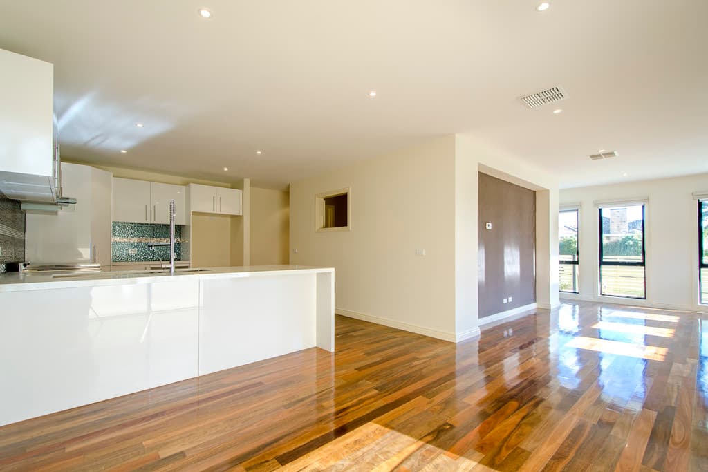 74 Blenheim Road, Newport - Thumbnail 8