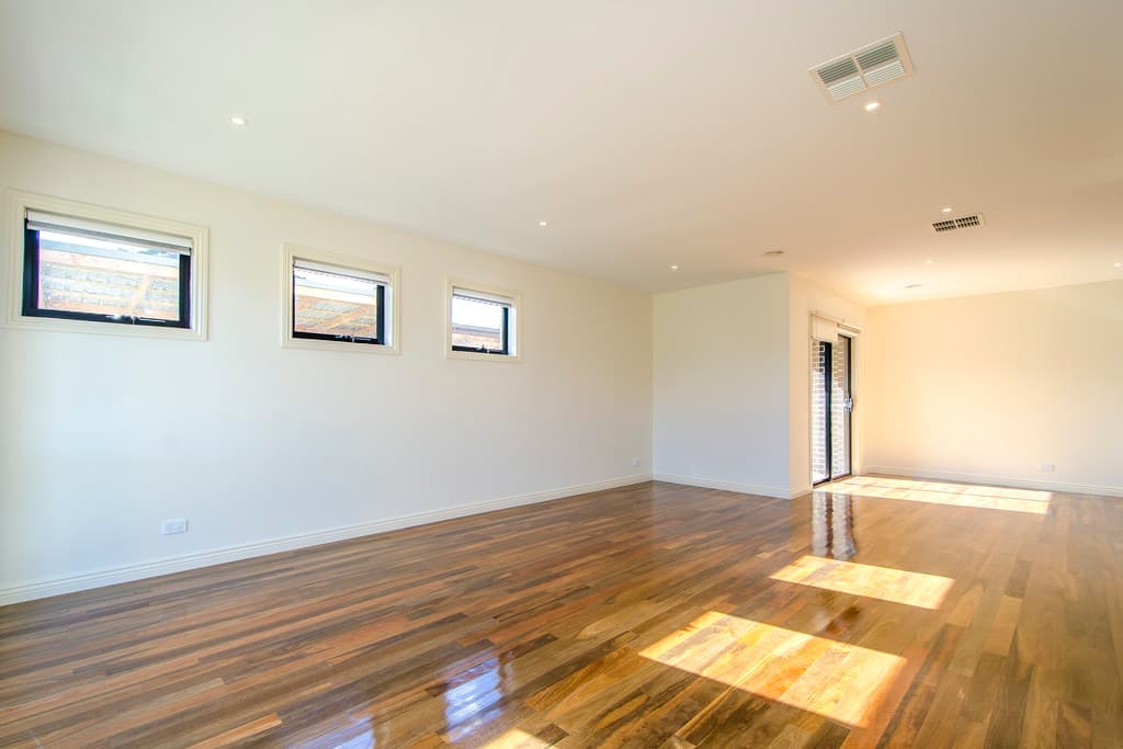 74 Blenheim Road, Newport - Thumbnail 3