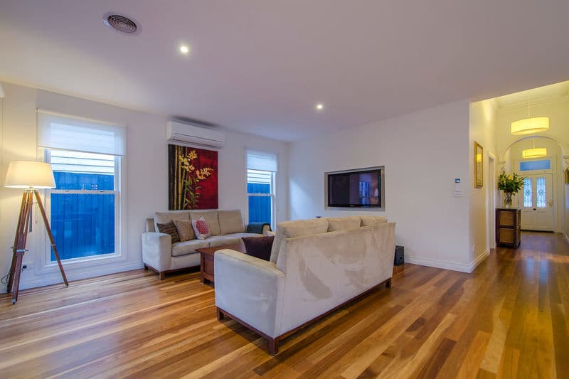 5 Champion Road, Williamstown - Thumbnail 3