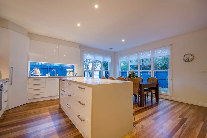5 Champion Road, Williamstown - Thumbnail 8