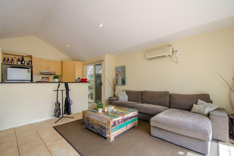 12 McLister Street, Spotswood - Thumbnail 3