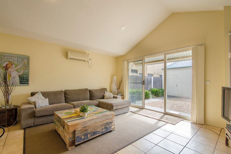12 McLister Street, Spotswood - Thumbnail 2