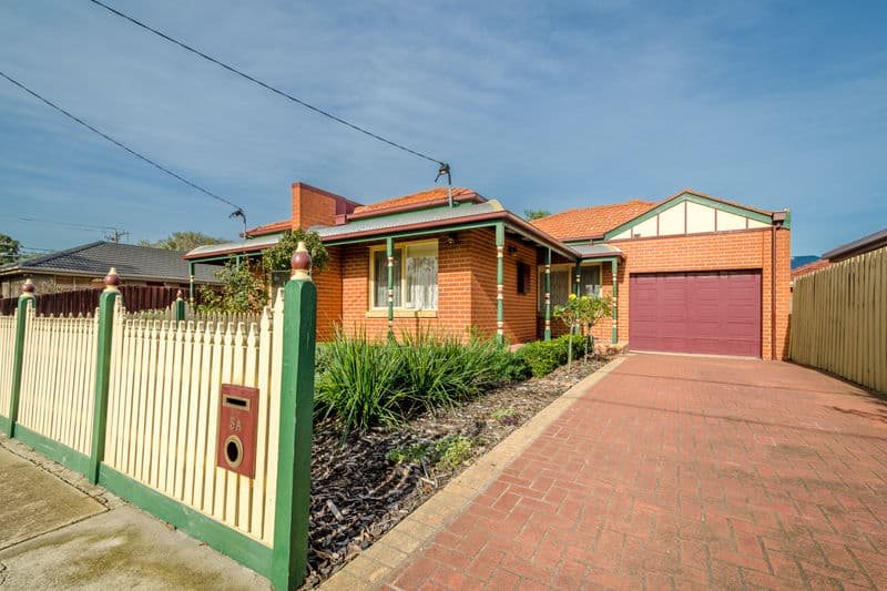 5A Jubilee Street, Newport - Image 1