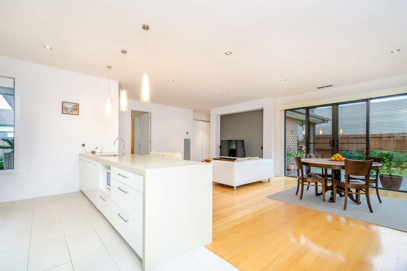 2/43 Bradley Street, Newport - Thumbnail 6