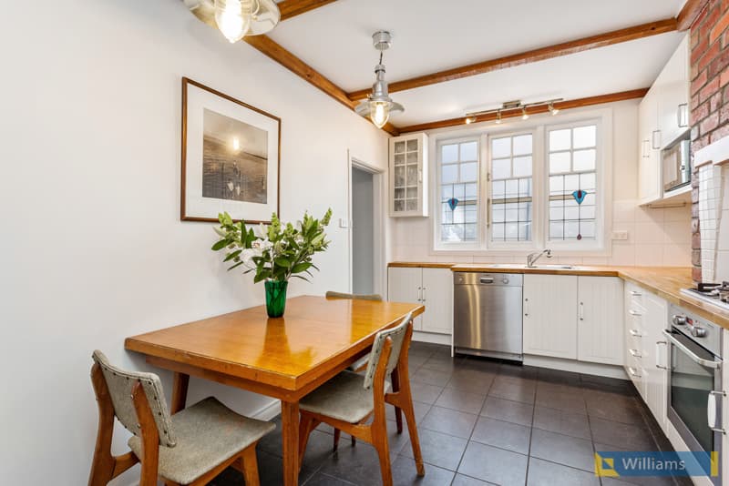 98A John Street, Williamstown - Thumbnail 2