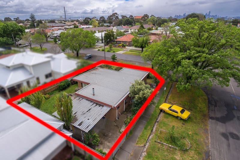 61 Verdon Street, Williamstown - Thumbnail 2