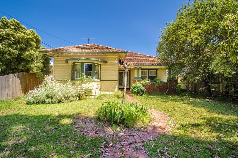 13 Oxford Street, Newport - Image 1