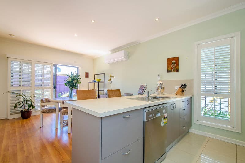 3/47 Paxton Street, South Kingsville - Thumbnail 3