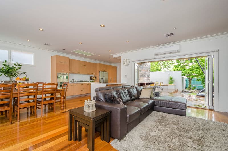 224 Melbourne Road, Williamstown - Thumbnail 4